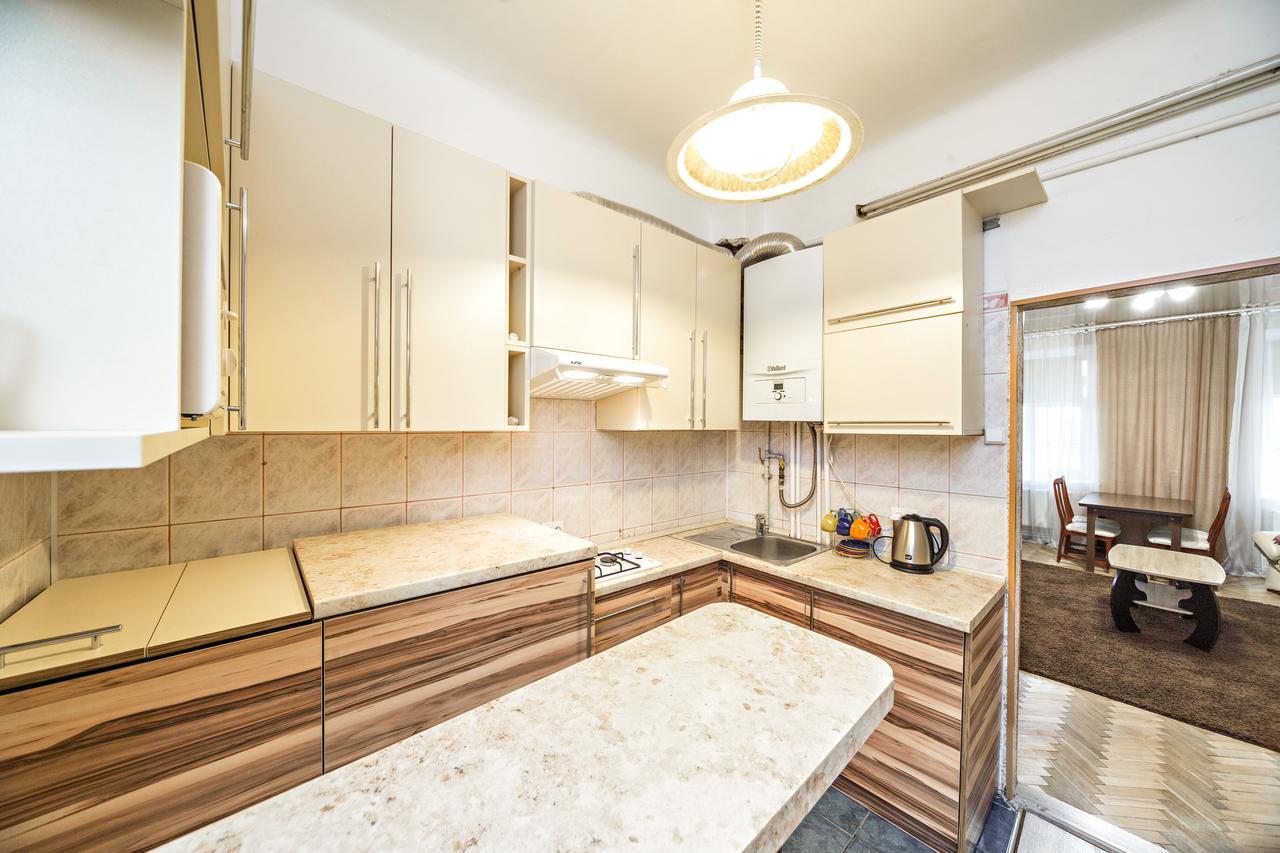 Apartment In A City Center! Krakivska,34 利沃夫 外观 照片